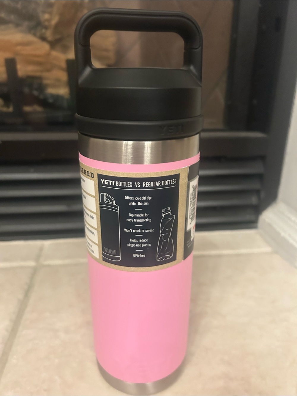 💕💕 YETI 18 oz. Rambler Bottle with Chug Cap New Color Power Pink!! - Picture 8 of 11